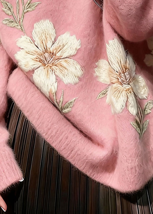 Classic Vintage Sweater with a Flattering Fit
