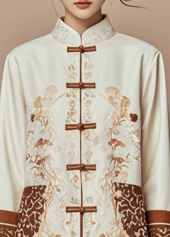 Classic Vintage & Enduringly Stylish Coat