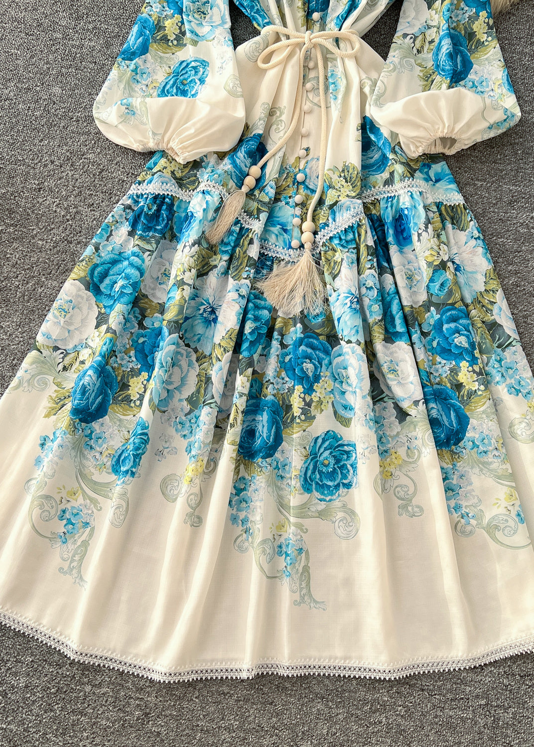 Beautifully Crafted Dress in a Classic Style