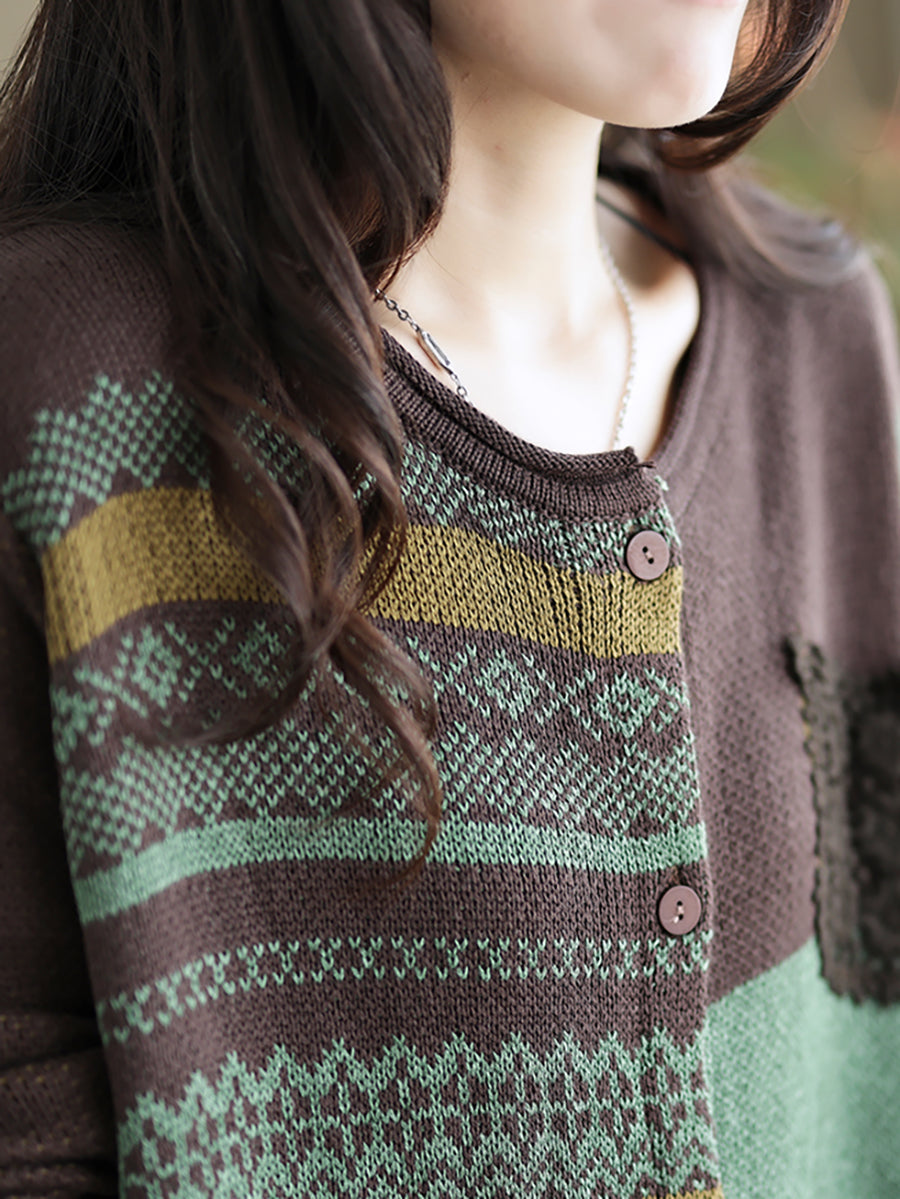 Effortlessly Elegant Sweater with a Timeless Design