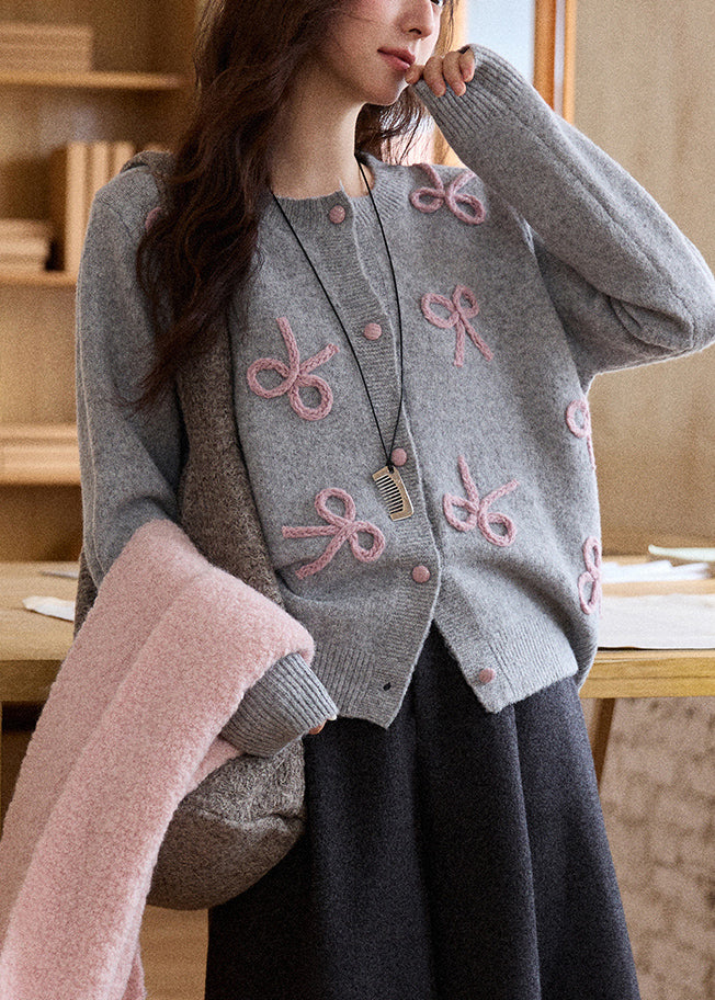 Classic Vintage Cardigan with a Flattering Fit
