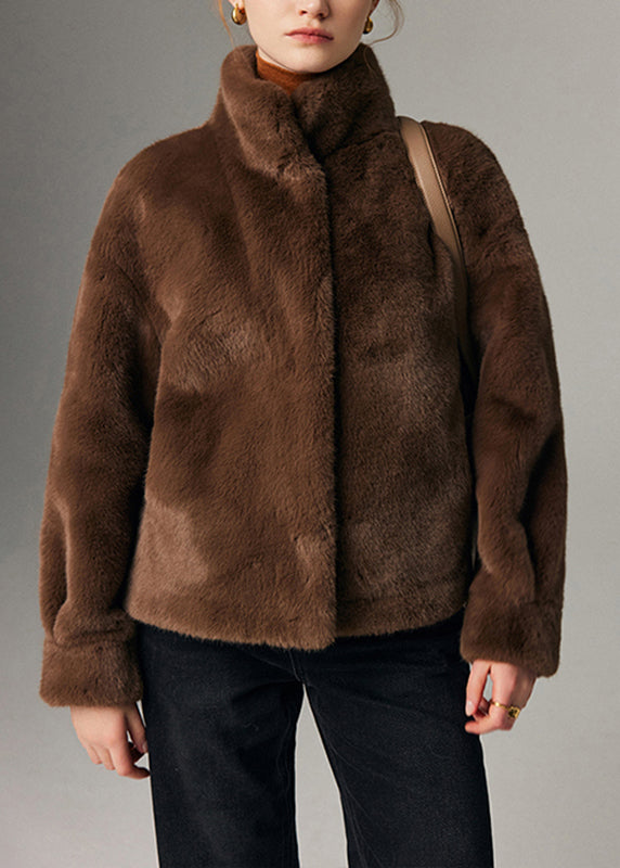 Classic Vintage & Enduringly Stylish Coat