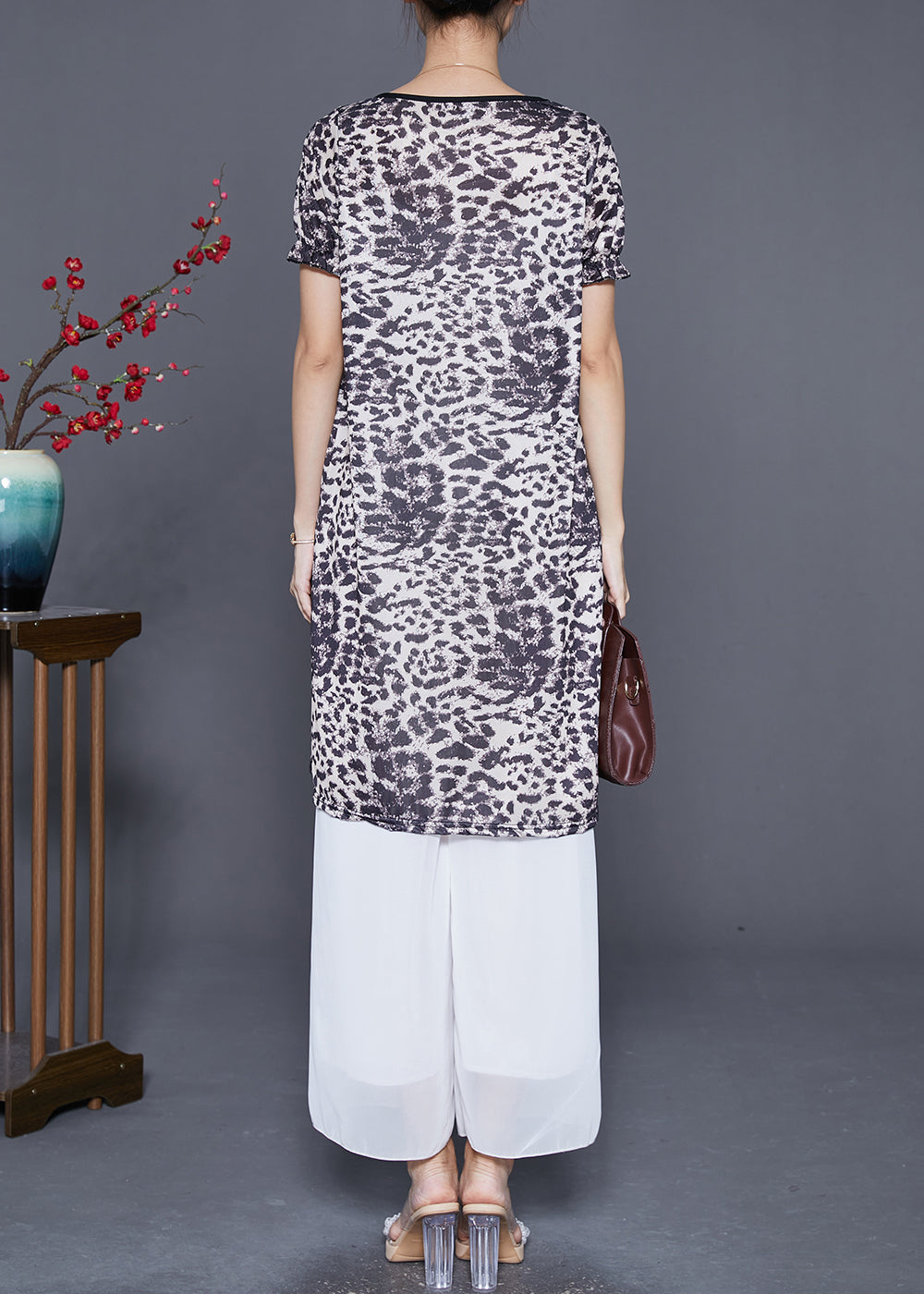 Sophisticated Dress with a Clean Classic Look