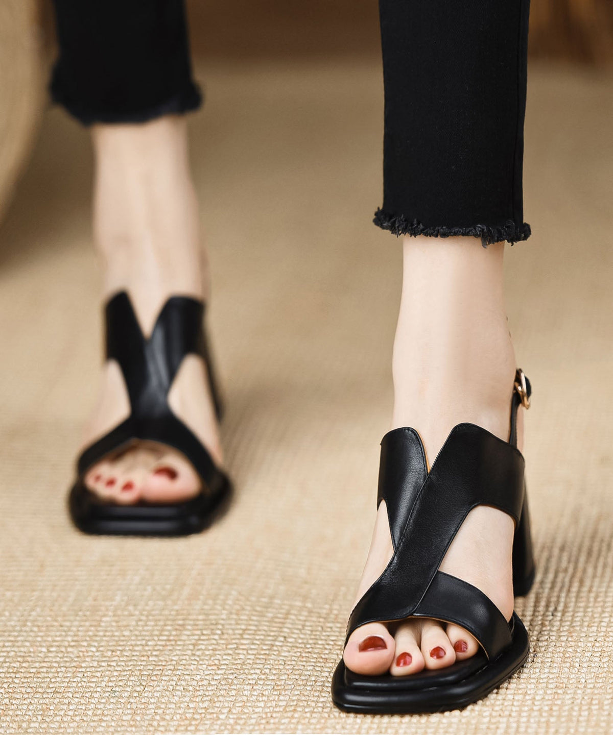 Chic Orthopedic Sandals with Unique Design