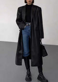 Classic Vintage & Enduringly Stylish Coat