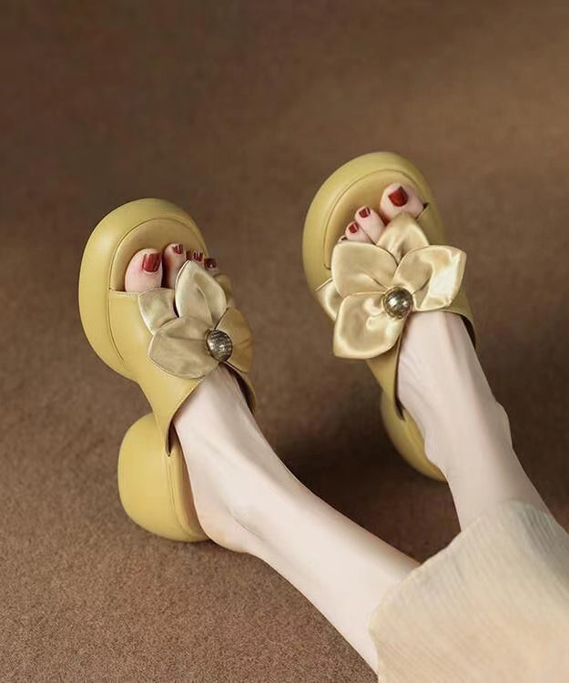 Chic Orthopedic Sandals with Unique Design