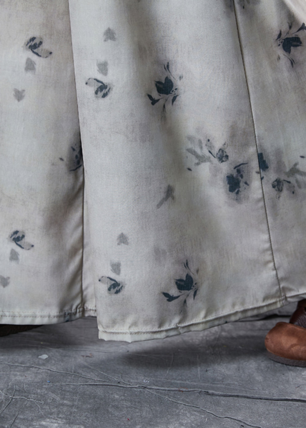 Gracefully Styled Pants for Any Occasion