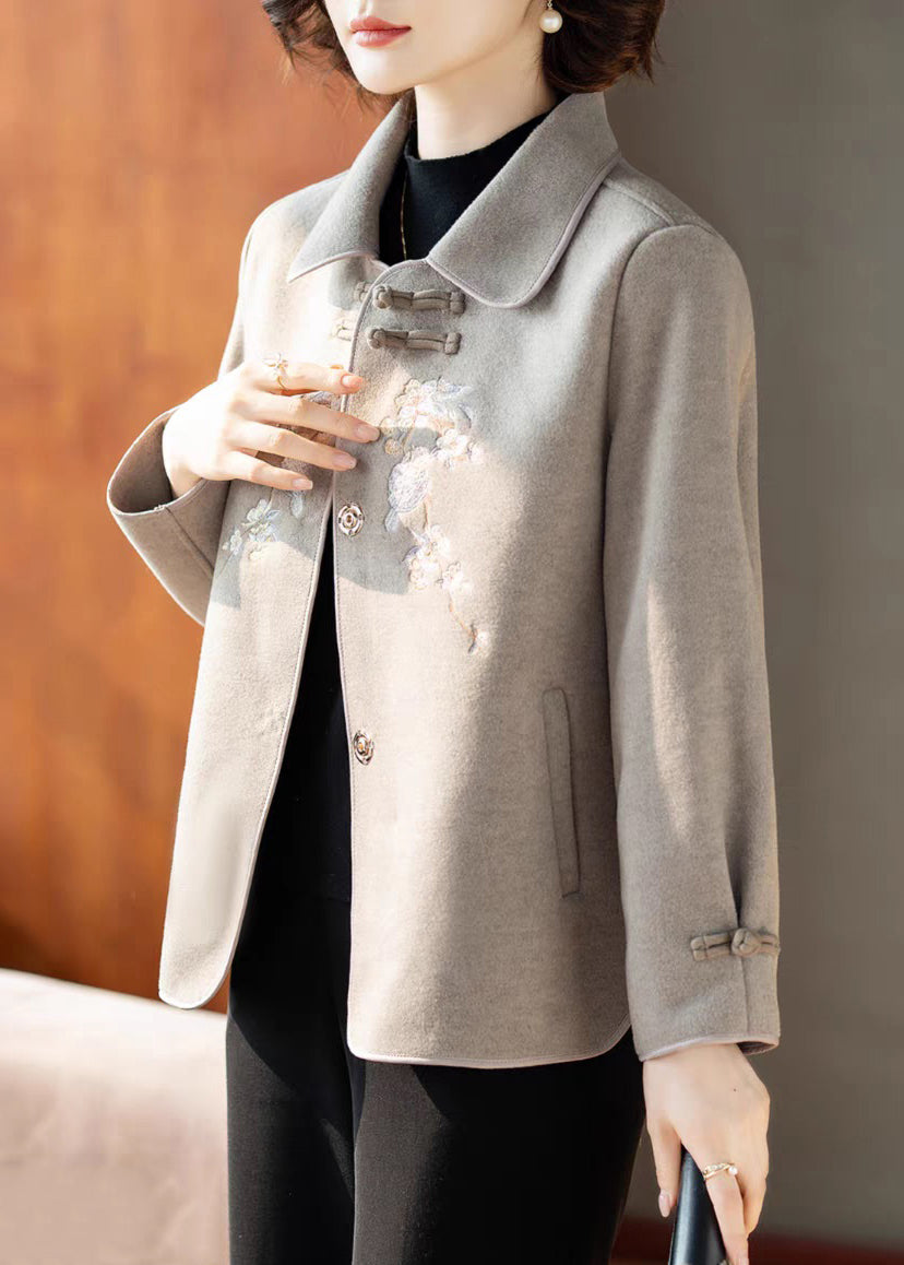 Classic Vintage & Enduringly Stylish Coat