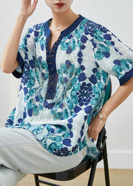 Beautifully Crafted Blouse in a Classic Style