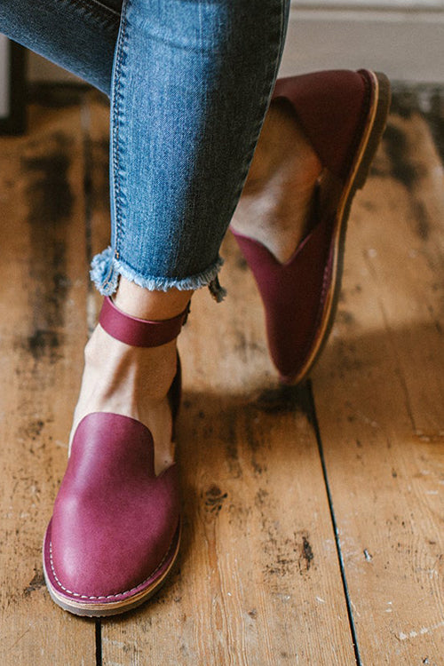 Graceful Orthopedic Flats for Modern Look