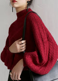 Well Tailored Sweater with a Graceful Silhouette