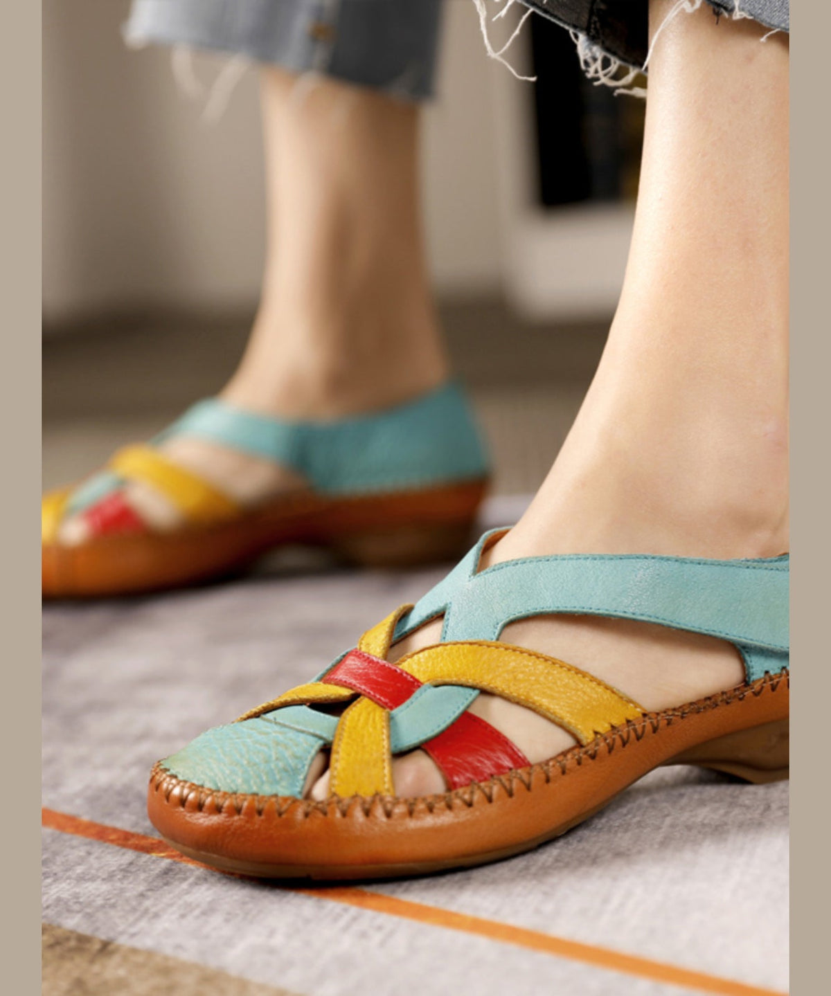 Graceful Orthopedic Sandals for Modern Look