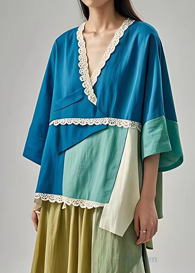 Sophisticated Blouse with a Clean Classic Look