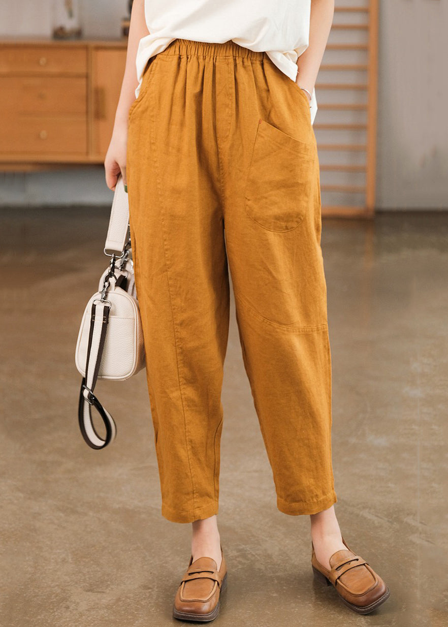 Effortlessly Elegant Pants with a Timeless Design