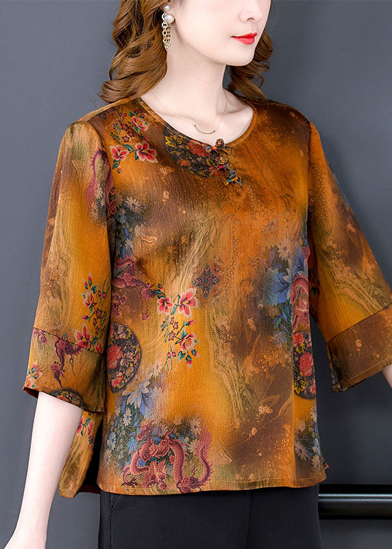 A Vintage Style Blouse with Delicate Timeless Details
