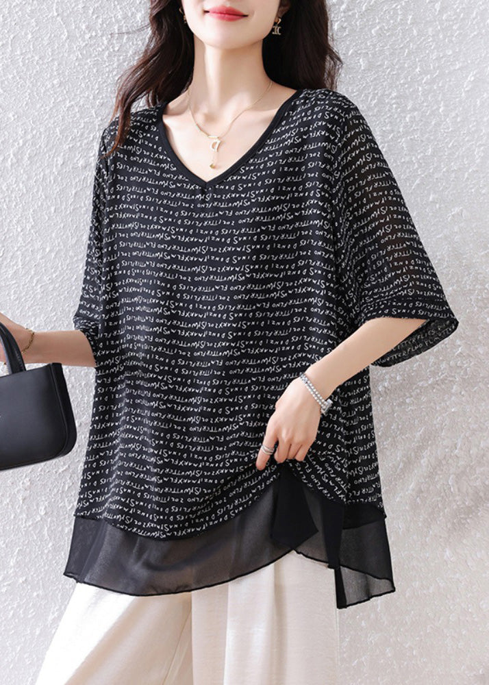 Effortlessly Elegant Top with a Timeless Design