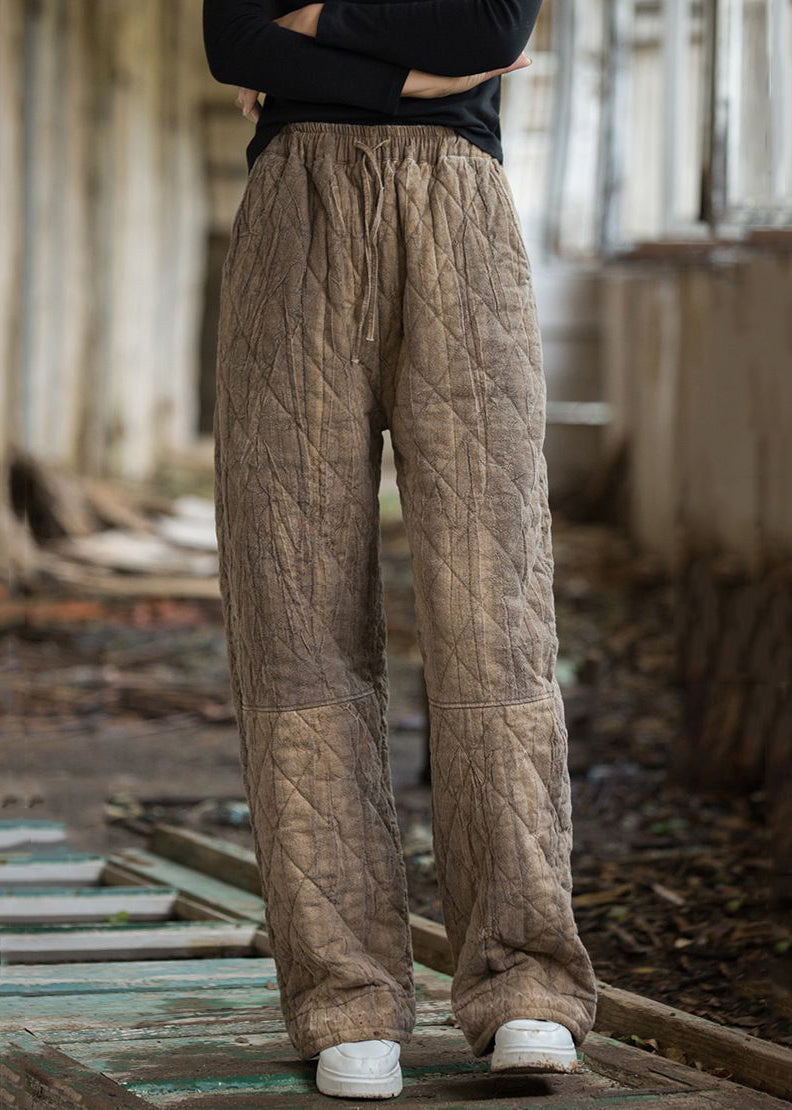 Well Tailored Pants with a Graceful Silhouette