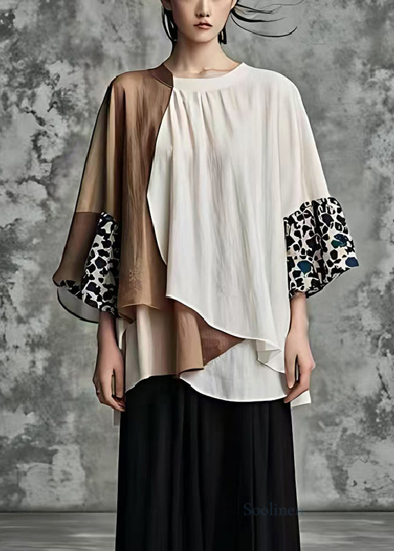 Classic Vintage Shirt with a Flattering Fit