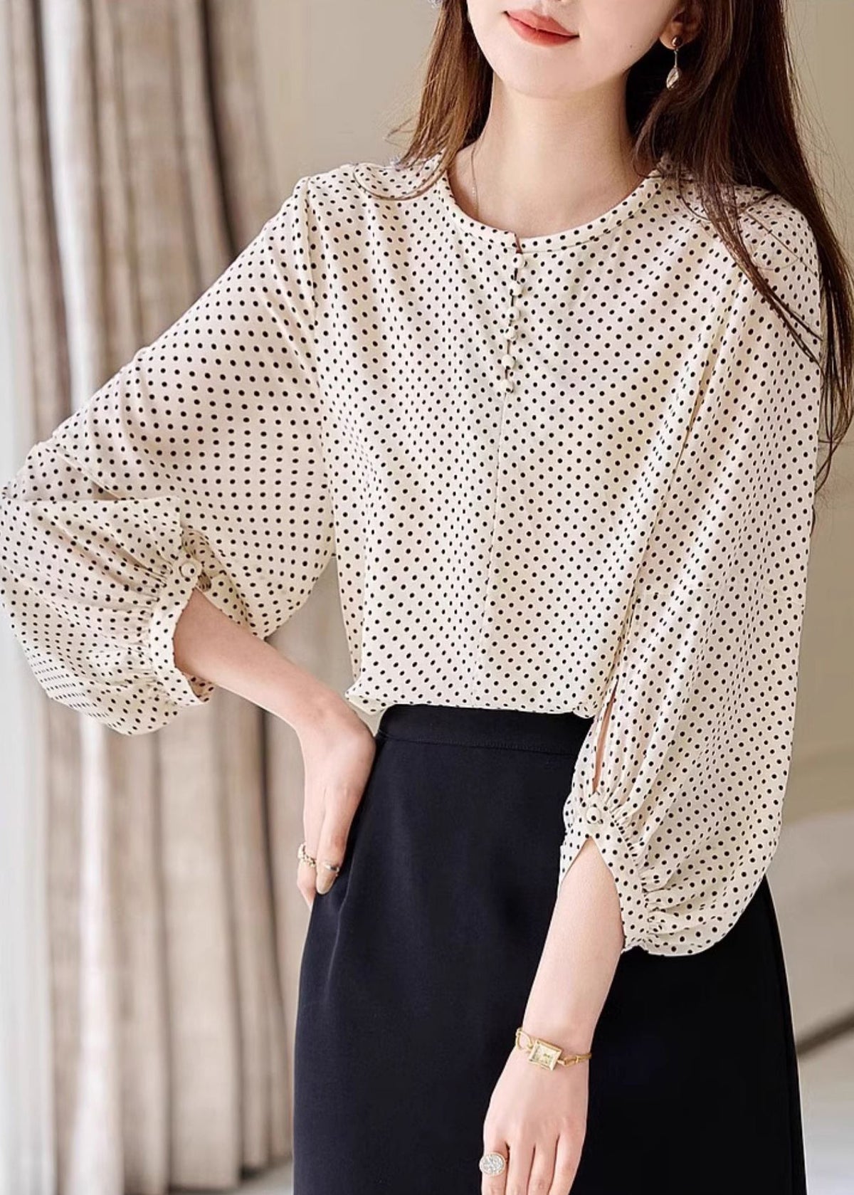 Polished Top with an Effortless Classic Look