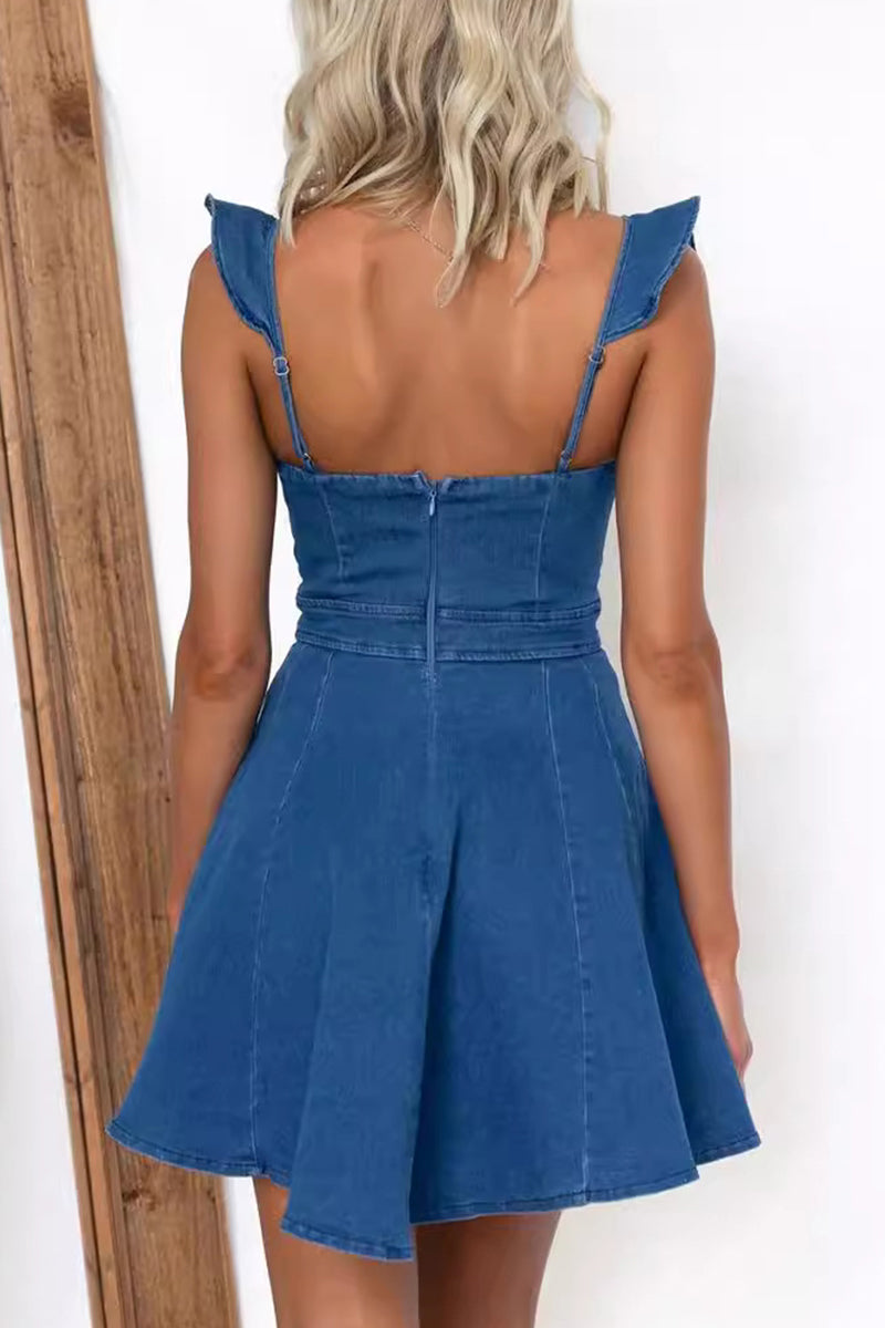 Gracefully Styled Dress for Any Occasion