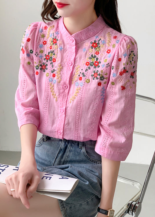 Effortlessly Elegant Blouse with a Timeless Design
