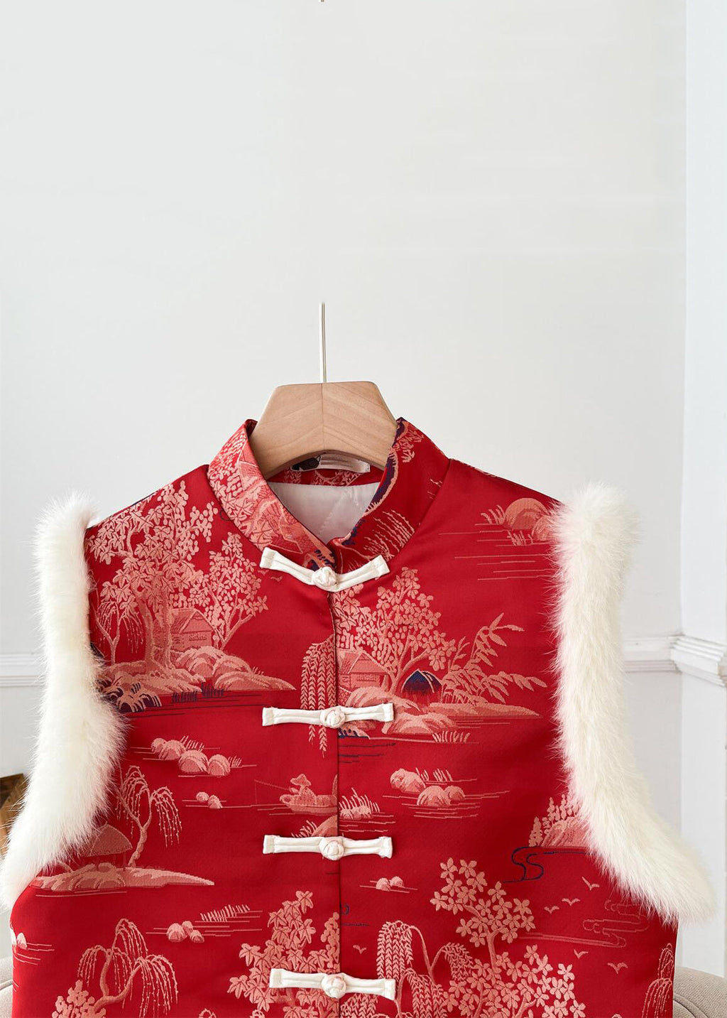 Classic Vintage & Enduringly Stylish Coat
