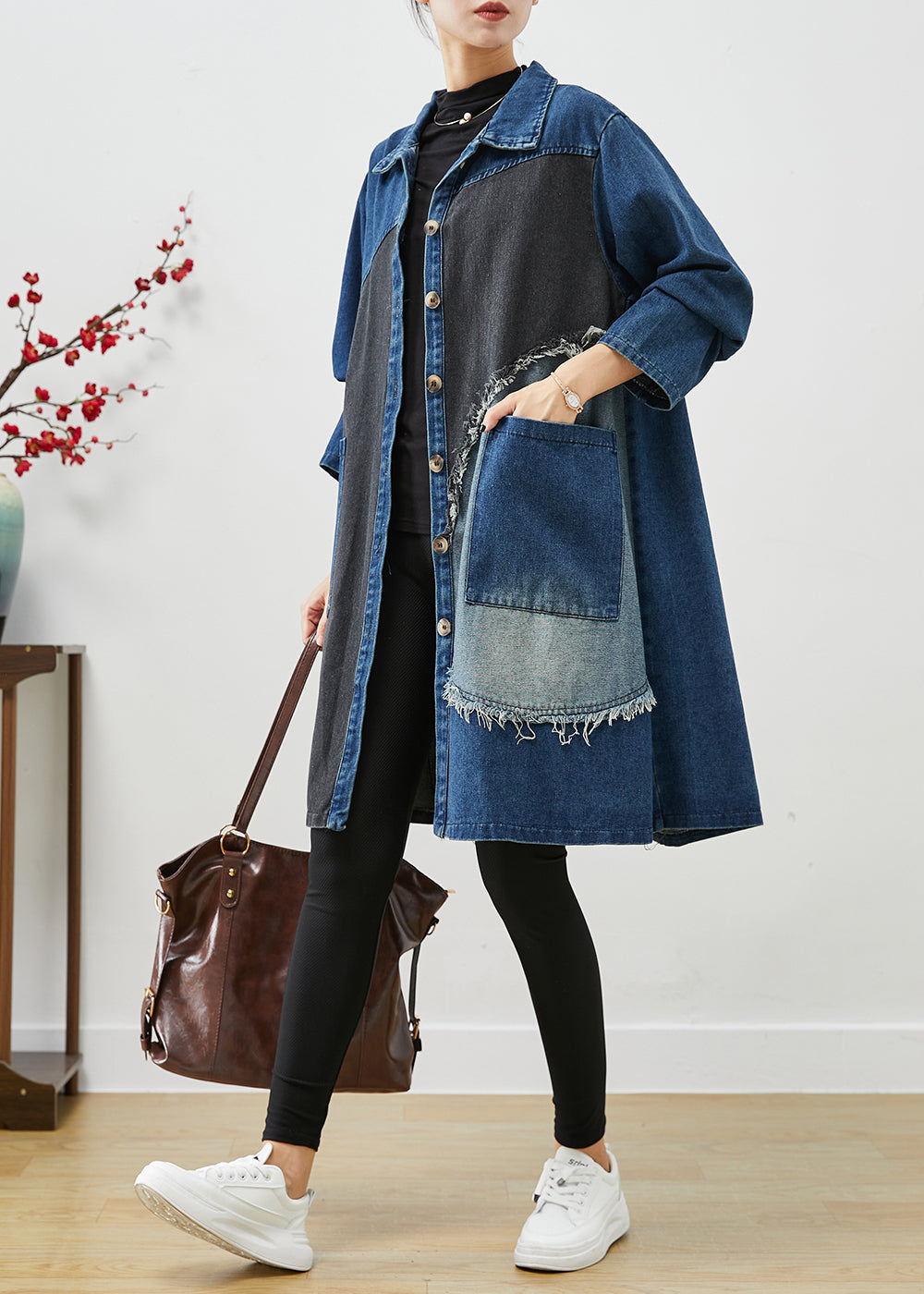 Effortlessly Elegant Coat with a Timeless Design