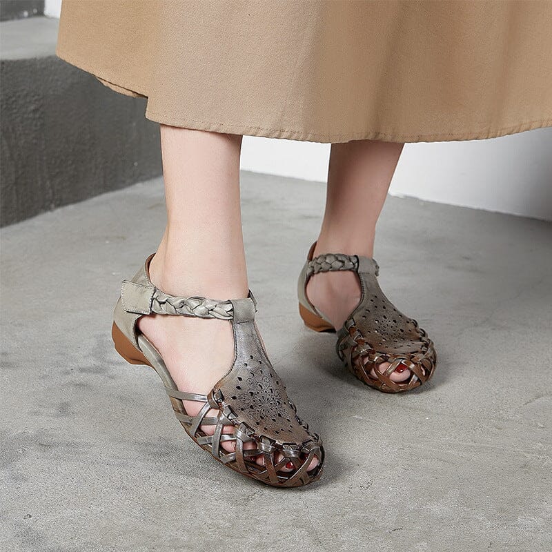 Chic Orthopedic Sandals with Unique Design