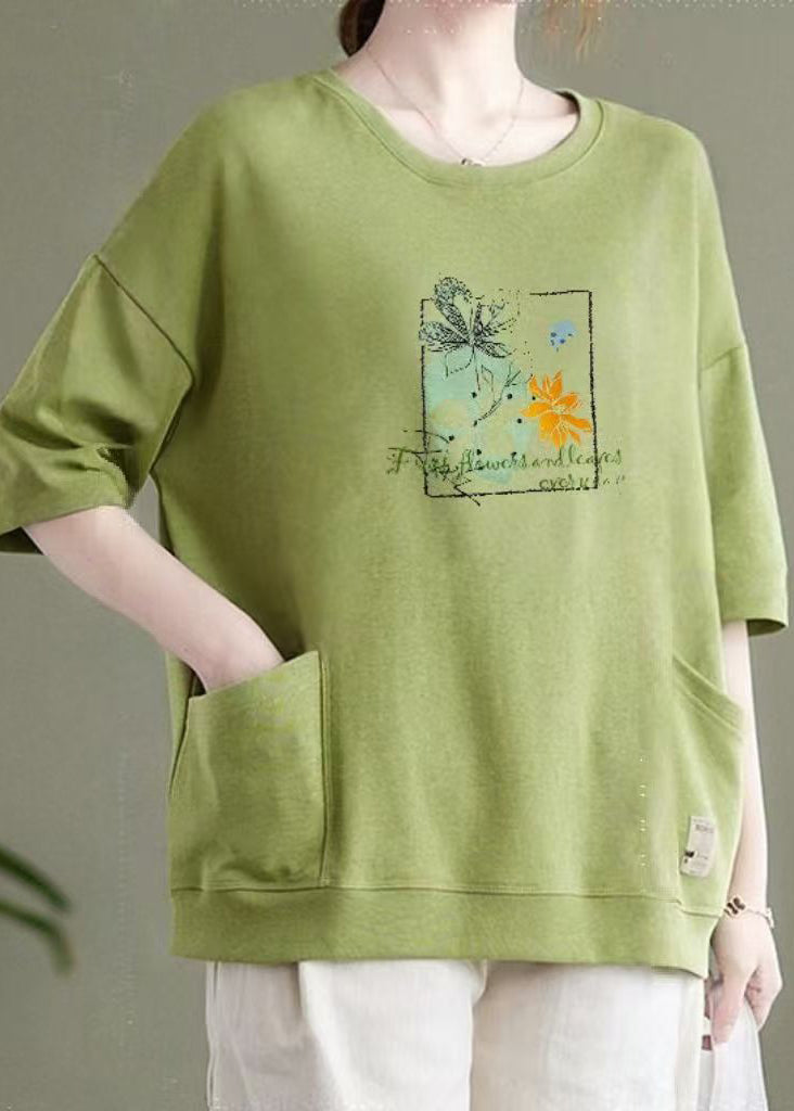 A Vintage Style Top with Delicate Timeless Details