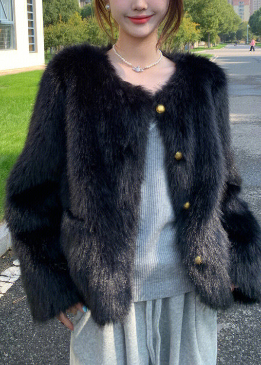 Elegantly Styled Coat for Everyday Wear