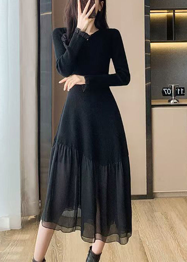 Well Tailored Sweater with a Graceful Silhouette