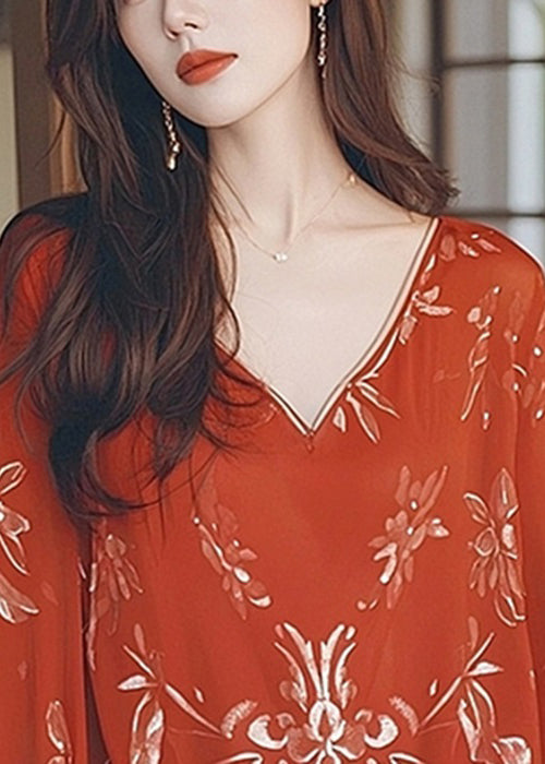 Classic Vintage Shirt with a Flattering Fit