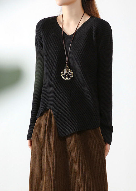 Effortlessly Elegant Sweater with a Timeless Design