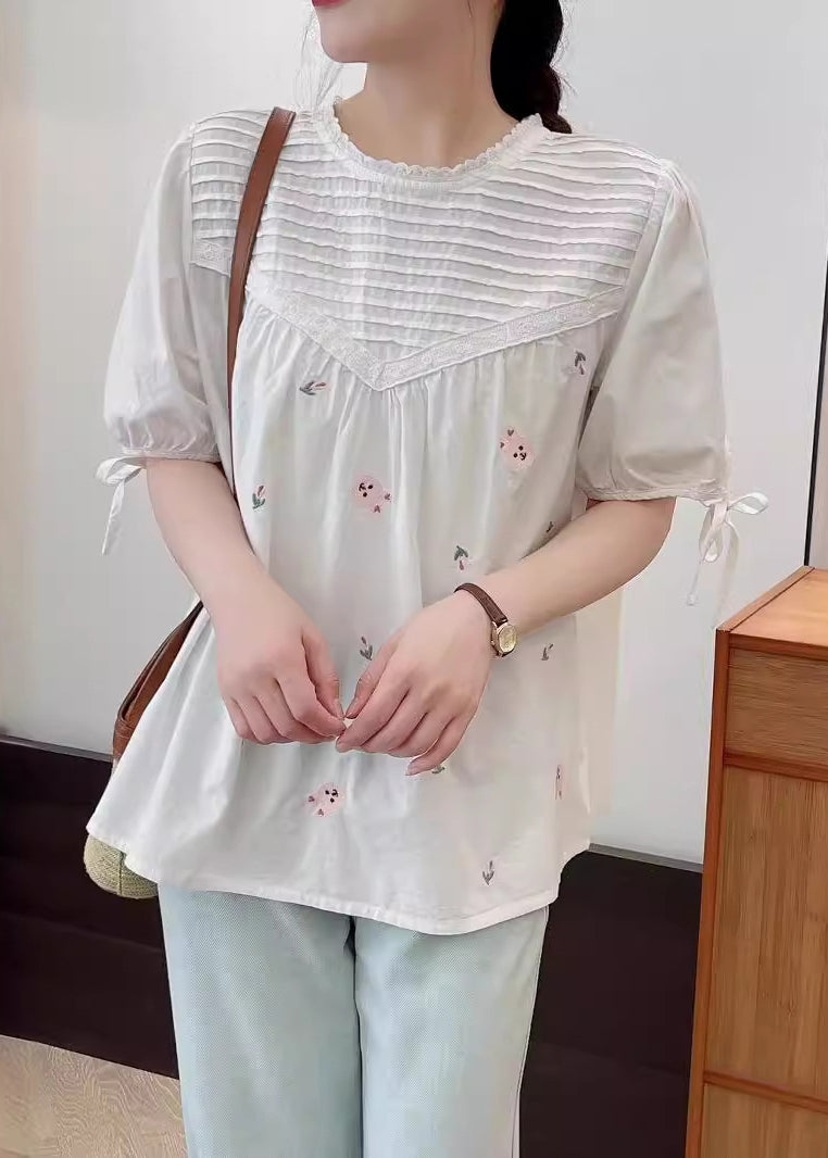 Classic Vintage Shirt with a Flattering Fit