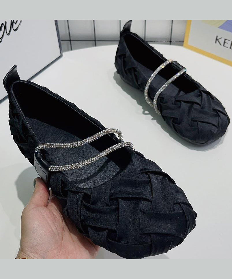Graceful Orthopedic Shoes for Modern Look