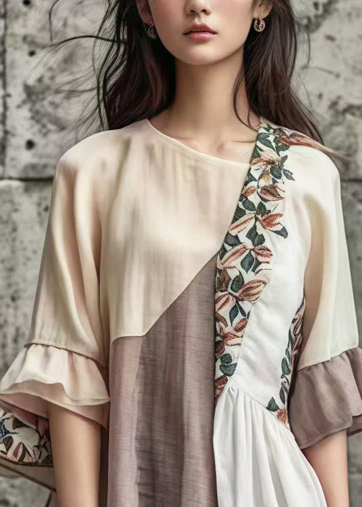 Classic Vintage Blouse with a Flattering Fit