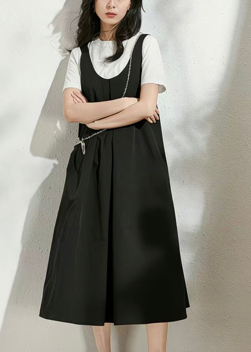 Well Tailored Dress with a Graceful Silhouette