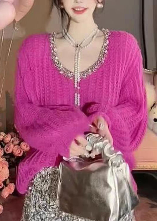 Classic Vintage Sweater with a Flattering Fit