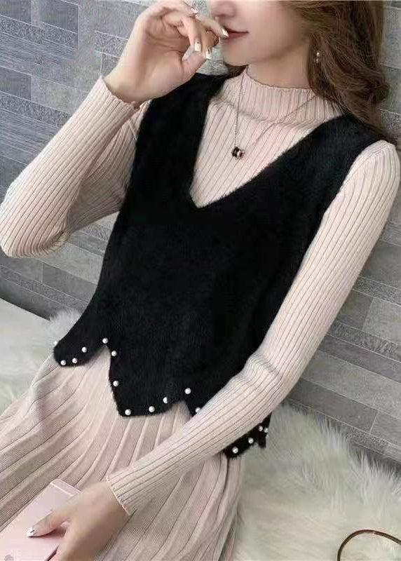 Gracefully Styled Garment for Any Occasion
