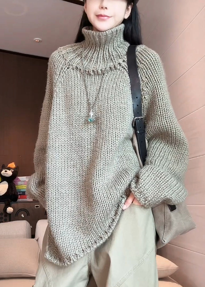 Beautifully Finished Sweater in a Timeless Design