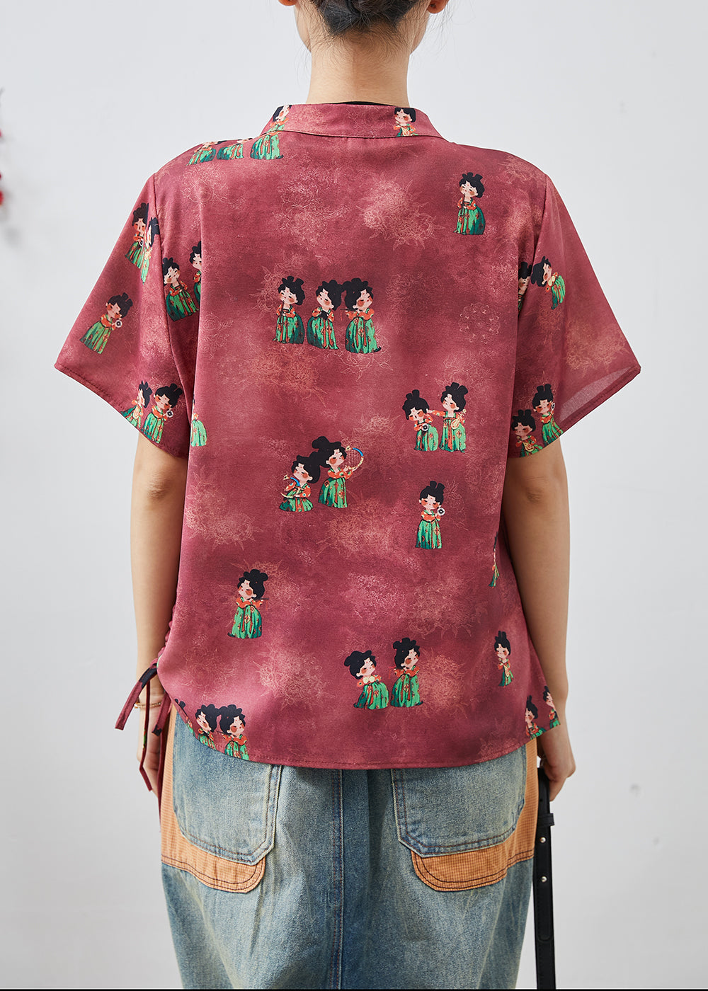 Effortlessly Elegant Shirt with a Timeless Design