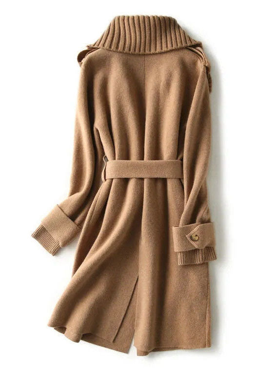 Classic Vintage Cardigan with a Flattering Fit