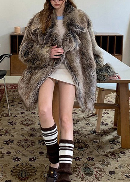 Classic Vintage & Enduringly Stylish Coat