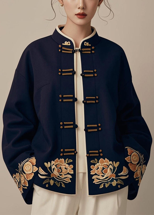 Gracefully Styled Coat for Any Occasion