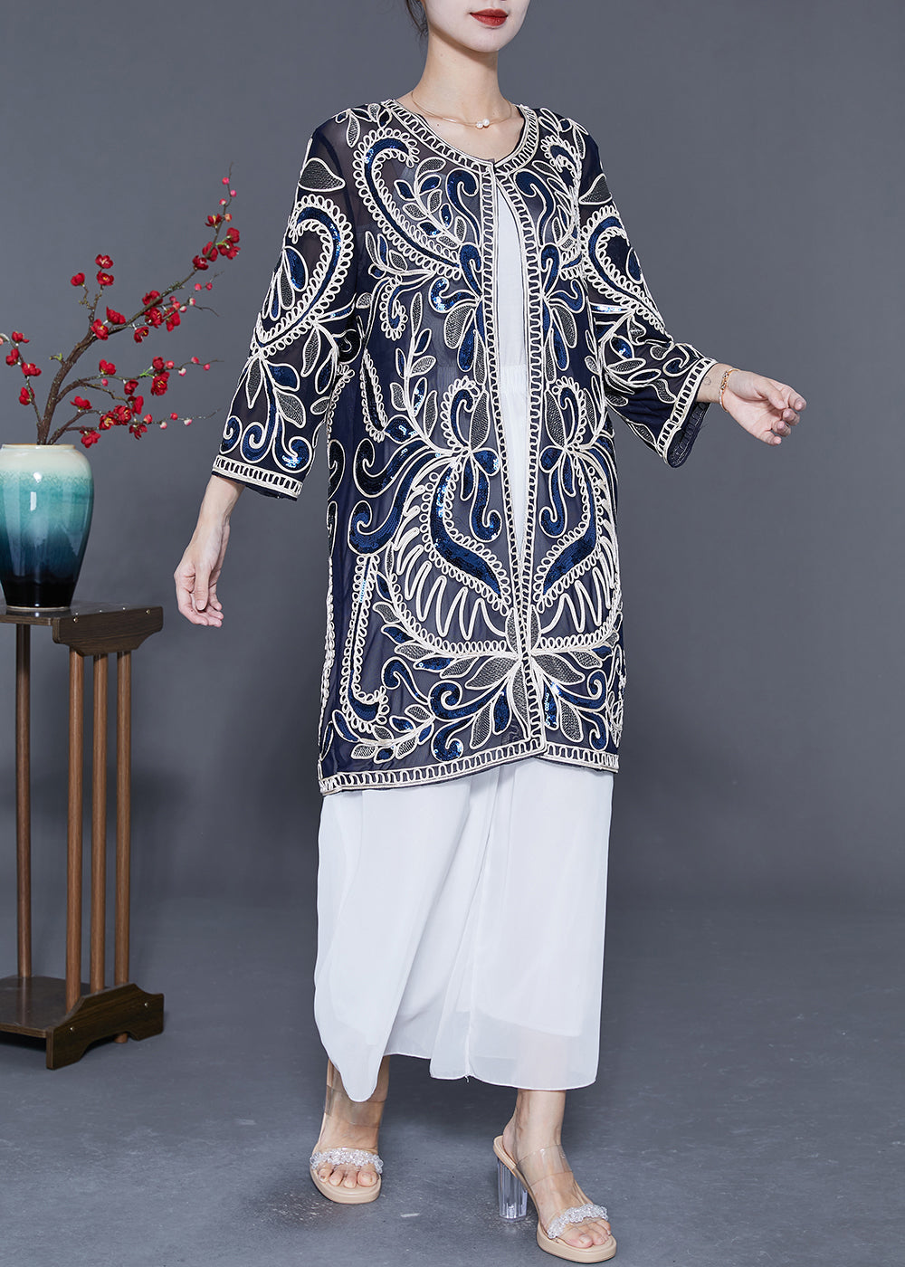Effortlessly Elegant Cardigan with a Timeless Design