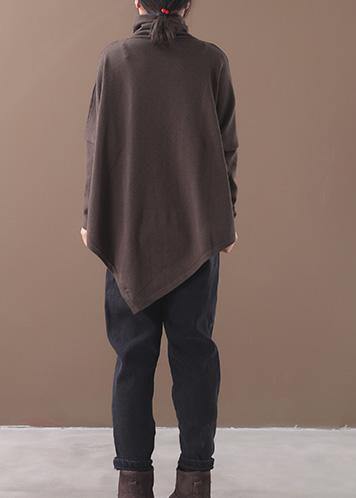 Gracefully Styled Blouse for Any Occasion