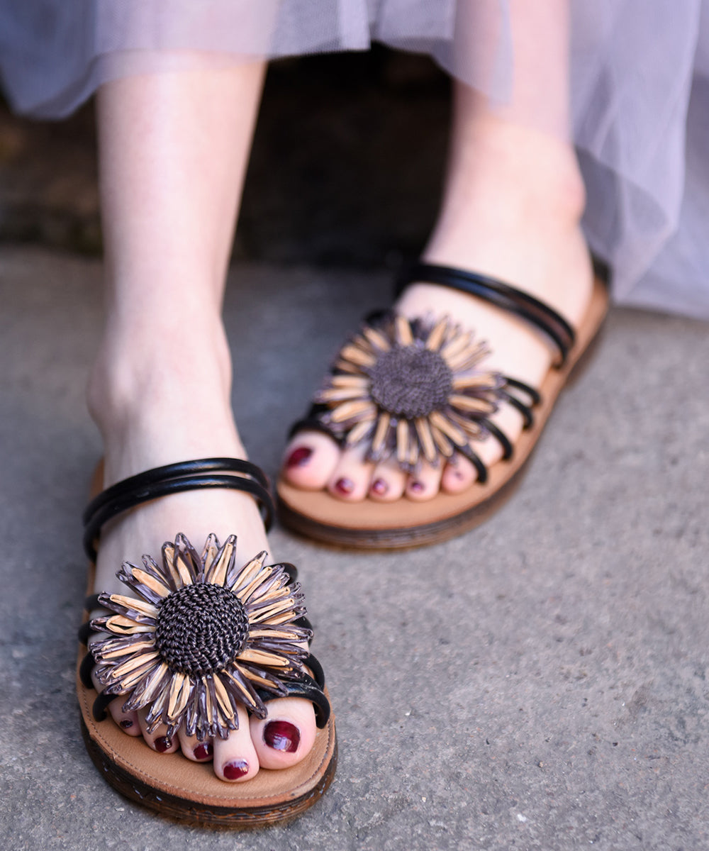 Graceful Orthopedic Sandals for Modern Look