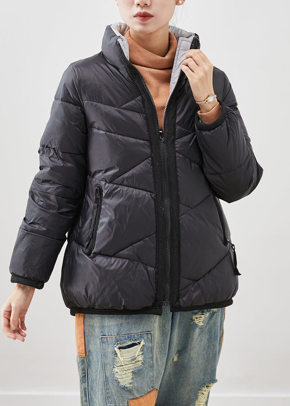 Beautifully Finished Coat in a Timeless Design