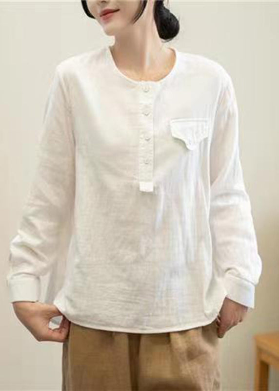 Effortlessly Elegant Top with a Timeless Design