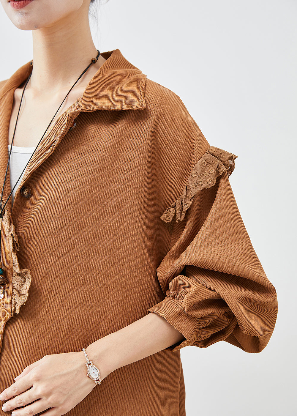 Beautifully Finished Coat in a Timeless Design